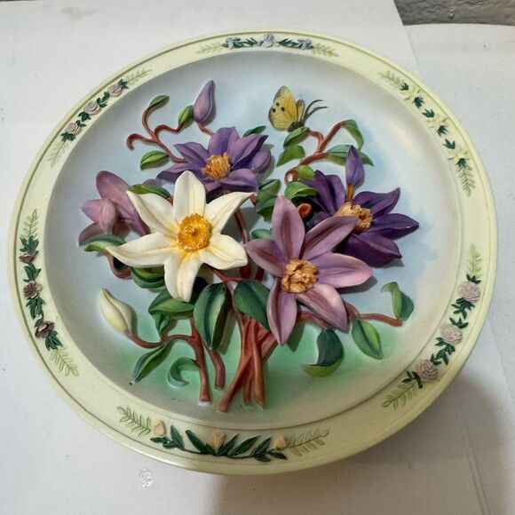 Bradford Exchange Beautiful Gardens by Lena Liu THE 11th issue  3D Plate - Picture 1 of 4